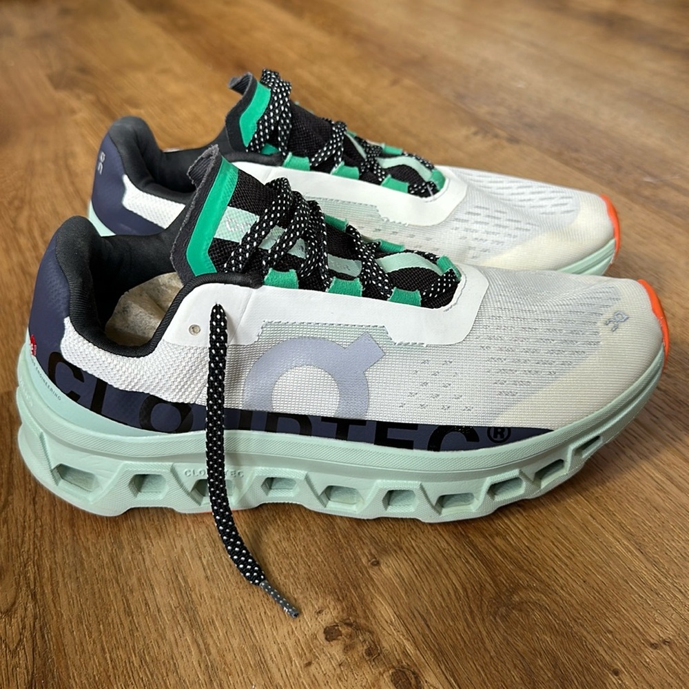 On Cloudmonster Sneakers Shows On Cloud Mint